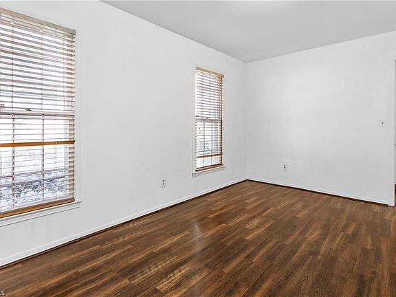 5th image of 5015 B Lawndale Dr