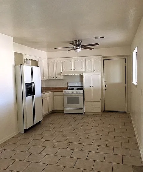824 NE 26th St #824 — Photo 2