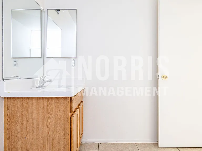 1632 E Cardinal Dr — Photo 18
