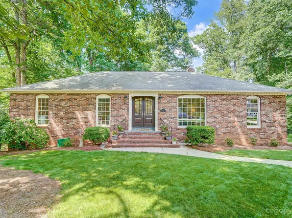 3601 Johnny Cake Ln, Charlotte, NC 28226