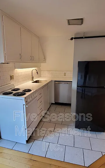 94 N Winooski Ave #4 — Photo 7