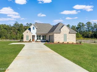 106 Landry Dr, Brandon, MS 39047