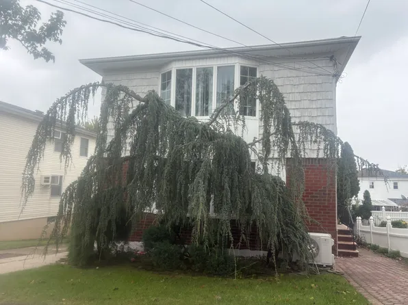 10 Twombly Ave Floor 2, Staten Island, NY 10306