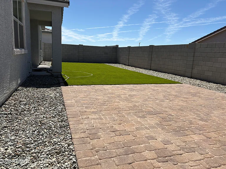 15775 W Honeysuckle Dr — Photo 24