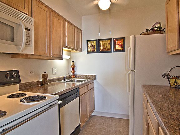 4th image of 3905 Tower Dr #A511