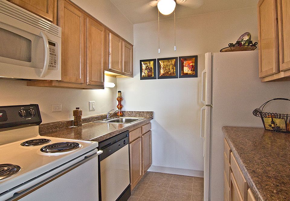 Park Towers Apartment Home Apartment Rentals Richton Park, IL Zillow