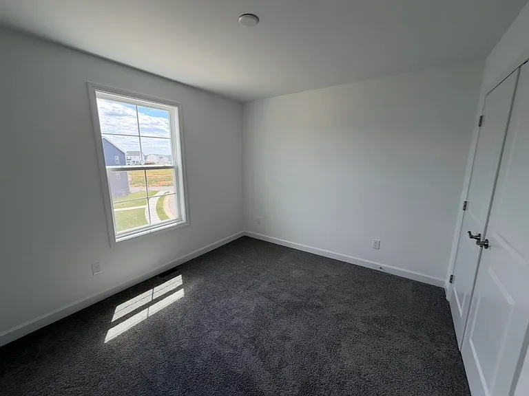 1073 Balsam — Photo 36