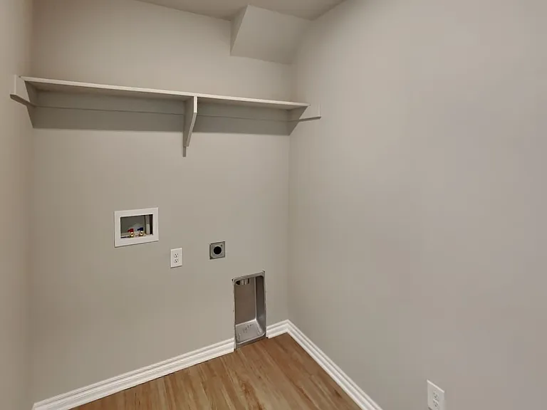 2932 Firefly Dr — Photo 16