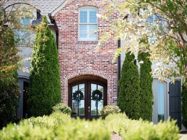 206 Clubhouse Dr, Oxford, MS 38655