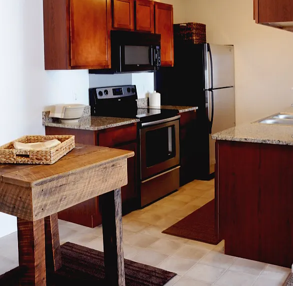 Westpoint Village Apt — Photo 7