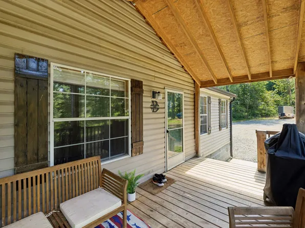 318 Lucas Ridge Ln, Waverly, TN 37185