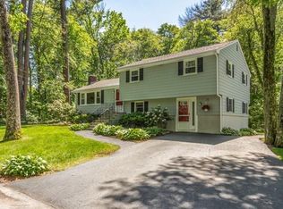 11 Maud Graham Cir, Burlington, MA 01803