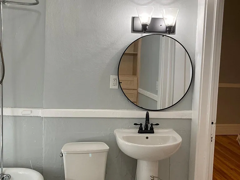 636 Cleburne Ter NE #A — Photo 9