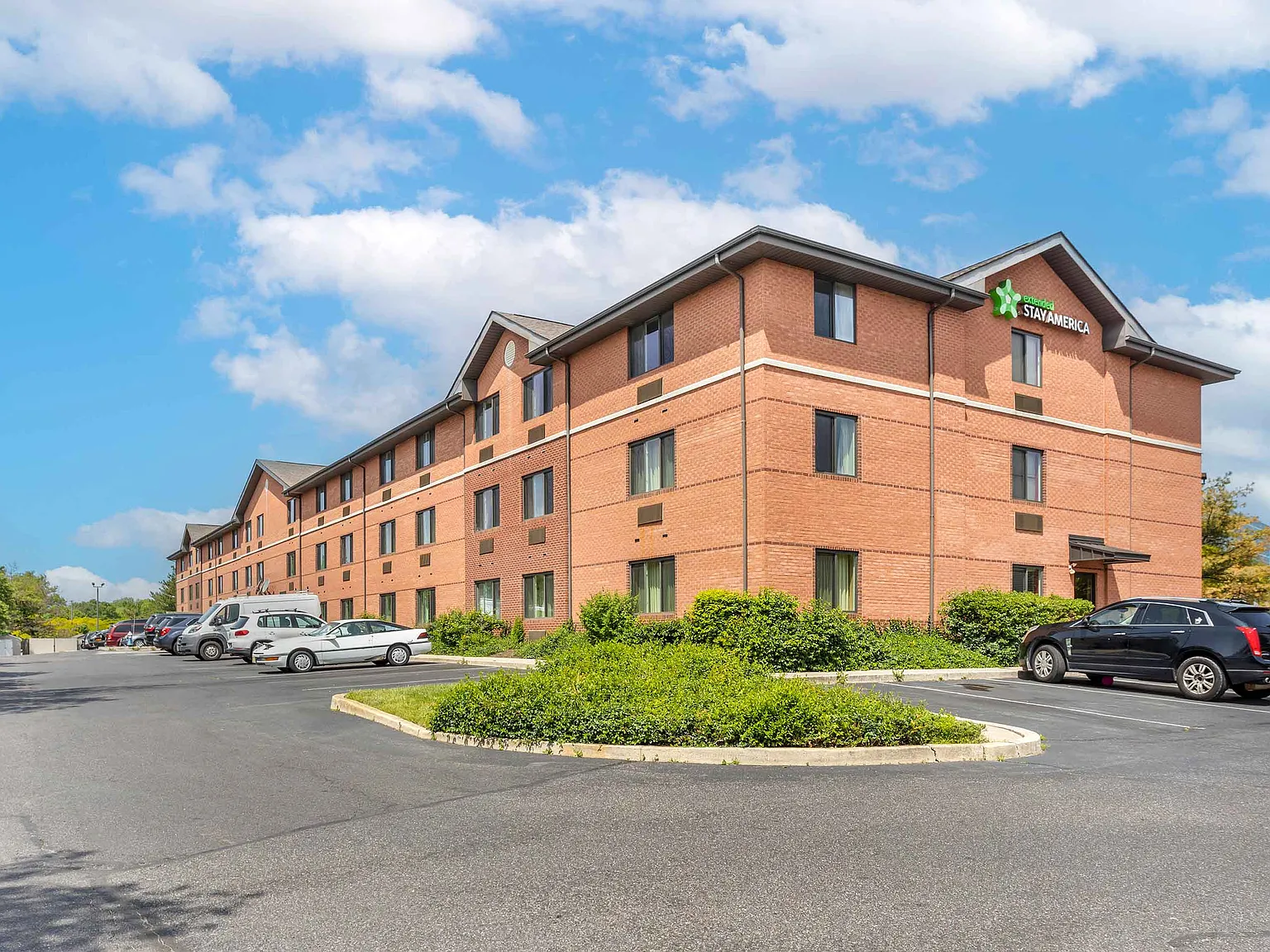 Philadelphia - Mt. Laurel - Pacilli Place — Photo 2
