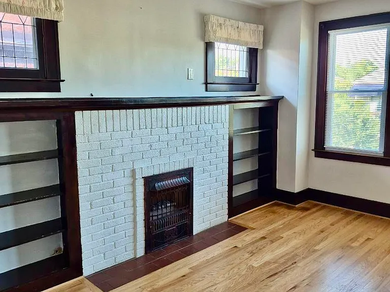 1241 Beaconsfield Ave — Photo 3