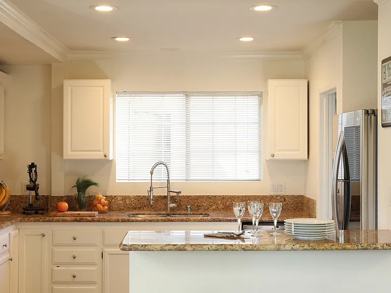 Full service kitchen