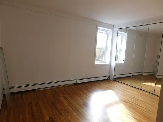 Rented by Sean Mashihi, LREB | media 21