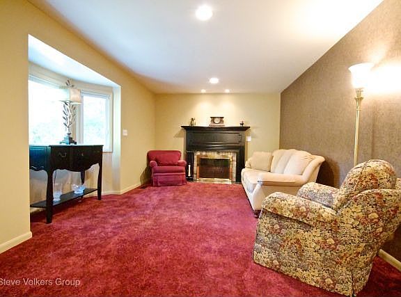 3rd image of 617 Westshire Ct NW