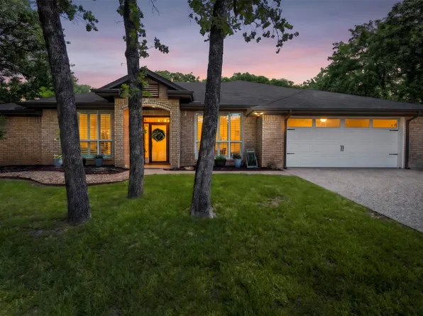 5303 Tioga Ct, Granbury, TX 76049