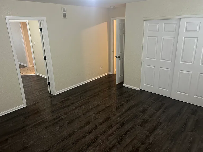 1461 Eaton St — Photo 17