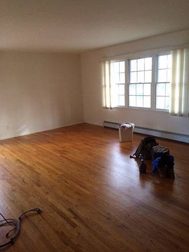 1st image of 175 Manorhaven Blvd #C