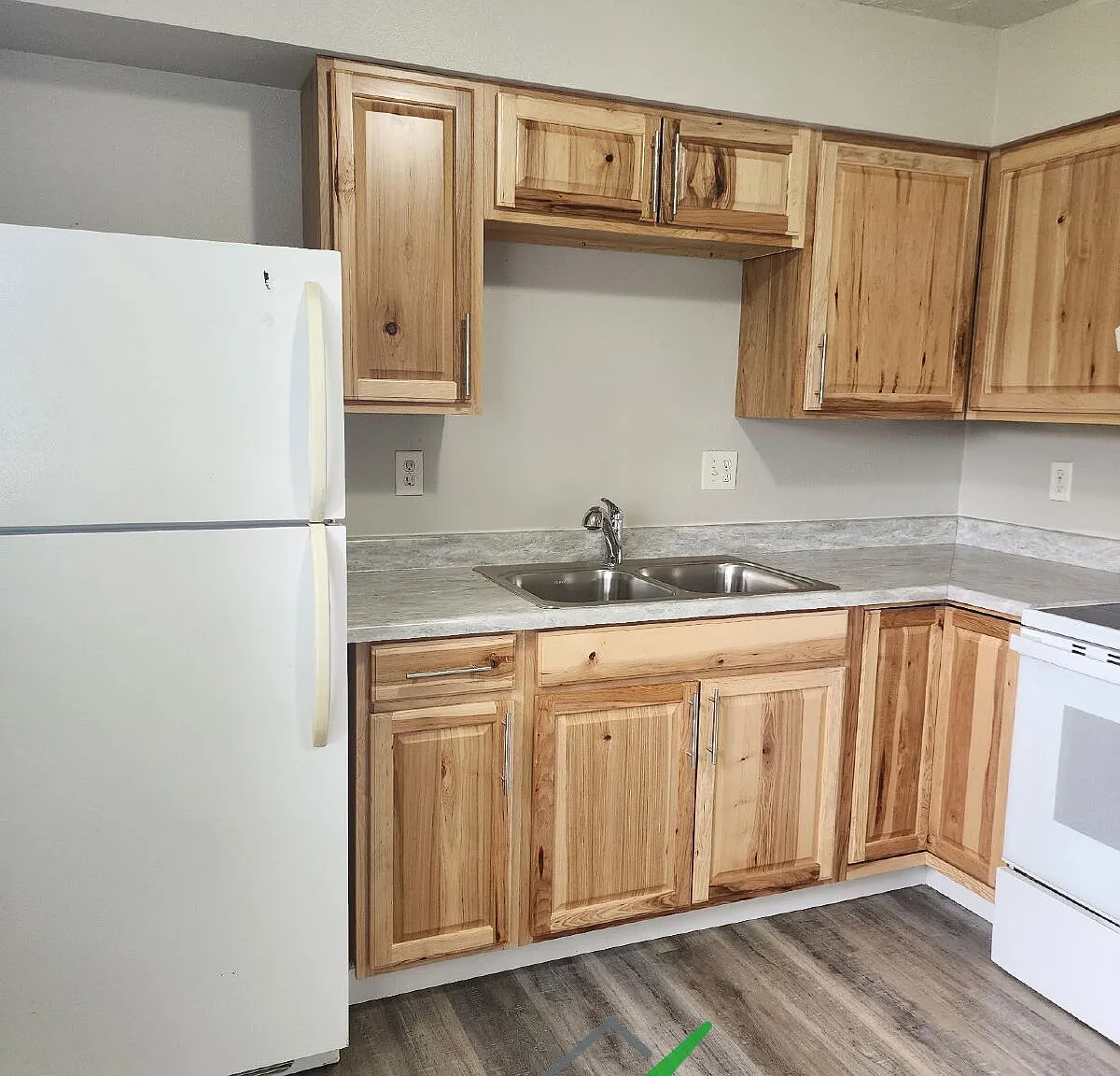 2 bed, 1.0 bath, 900 sqft, $1,095 — Photo 4