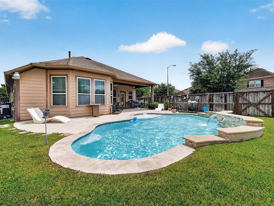 1st image of 20111 Soria Springs Cir