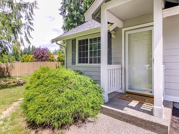 3rd image of 25807 87th Avenue Ct E
