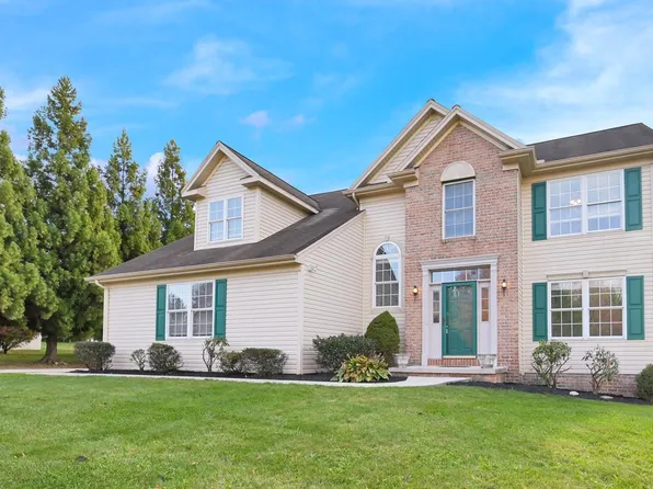 2464 Bailey Ave, New Freedom, PA 17349