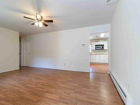 5th image of 68 Terapin St