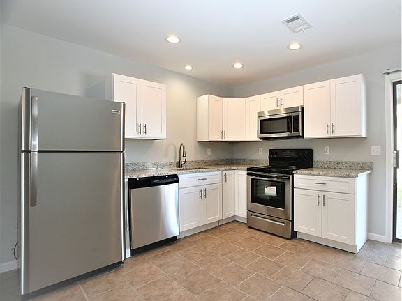 2nd image of 6121 Harvey St APT 9