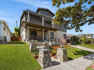 7425 Ogelsby Ave, Los Angeles, CA, 90045