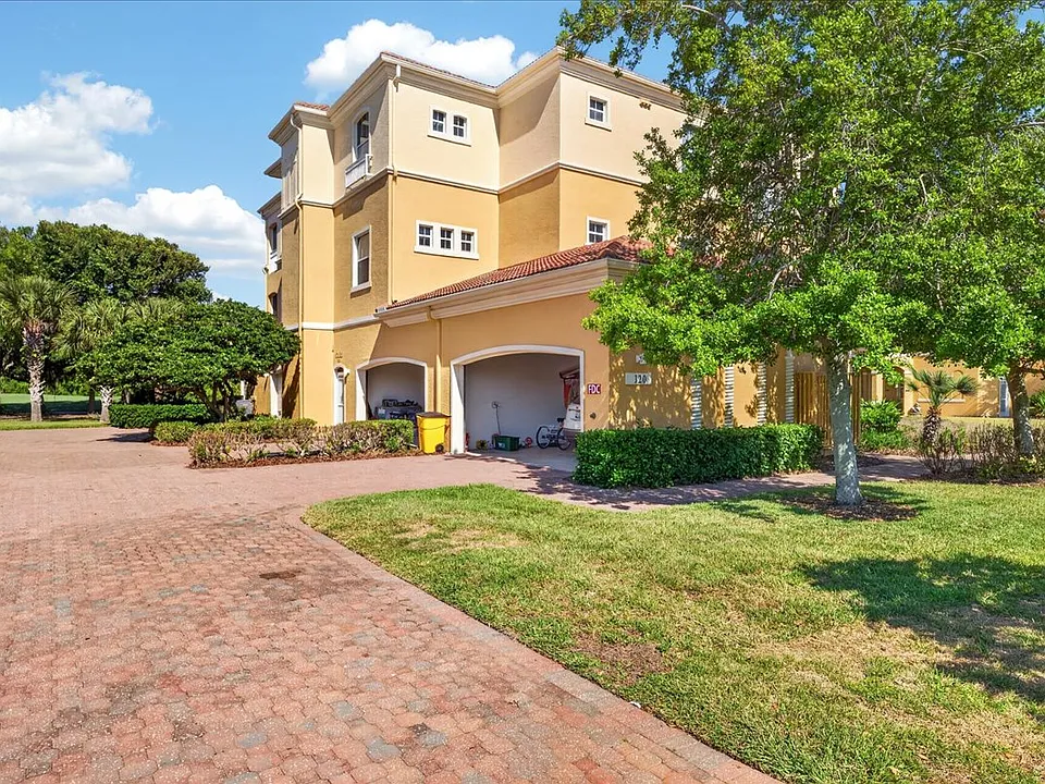 120 Avenue De La Mer #1502