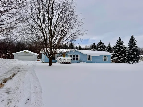 3899 Fruit Ridge Ave NW, Grand Rapids, MI 49544