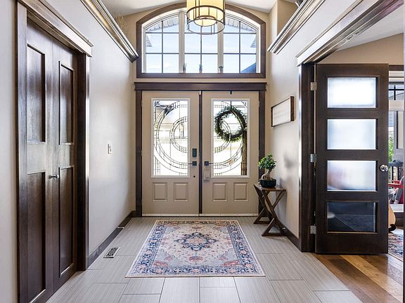 4th image of 66 Newgate Way