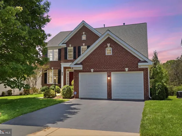 9038 Merlot Ct, Bristow, VA 20136