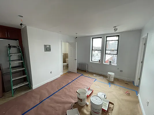 Rented by EXR | media 7
