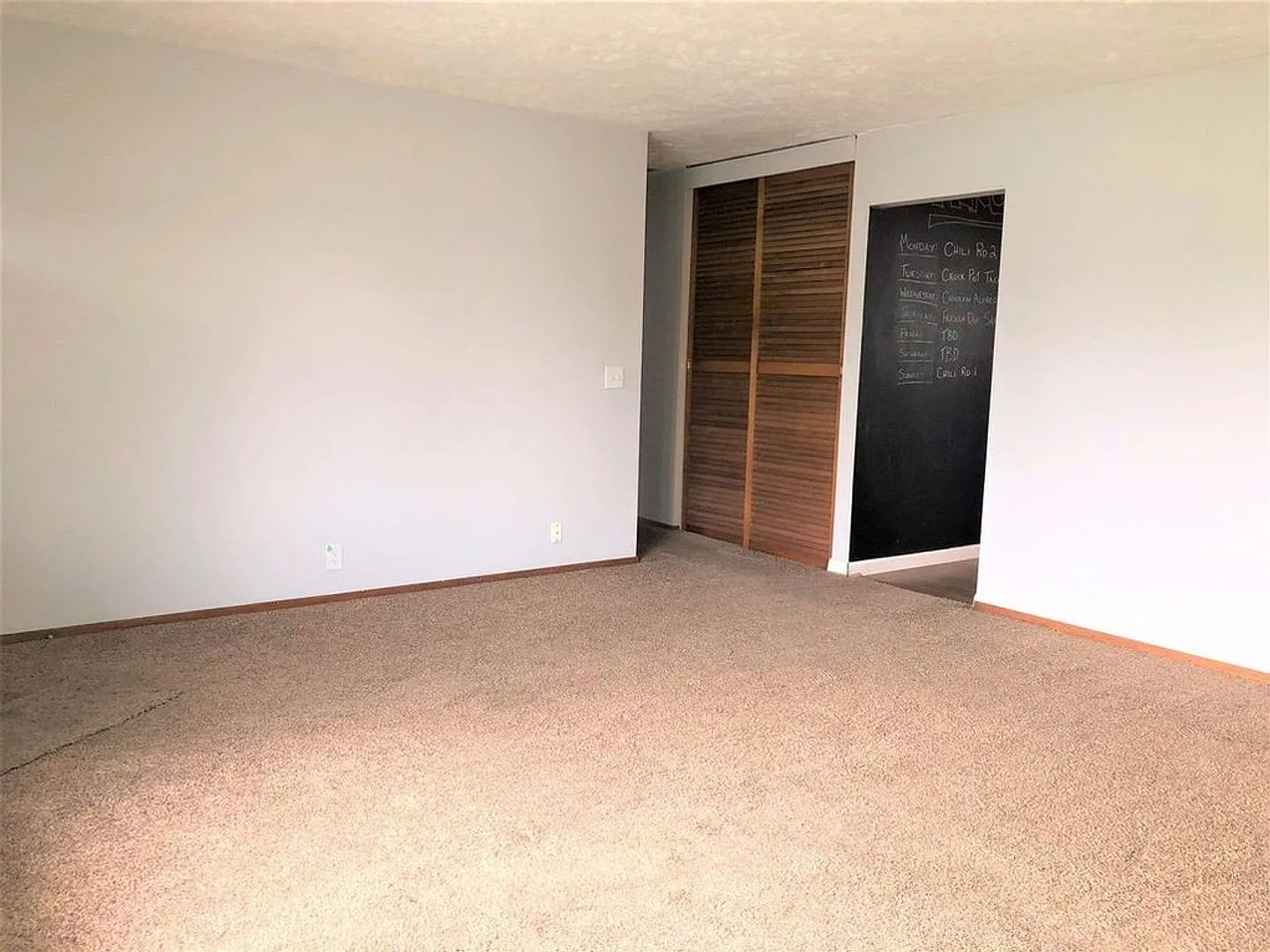 3 bedroom 1 bath — Photo 3