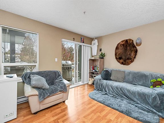 3rd image of 383 Wale Rd #211