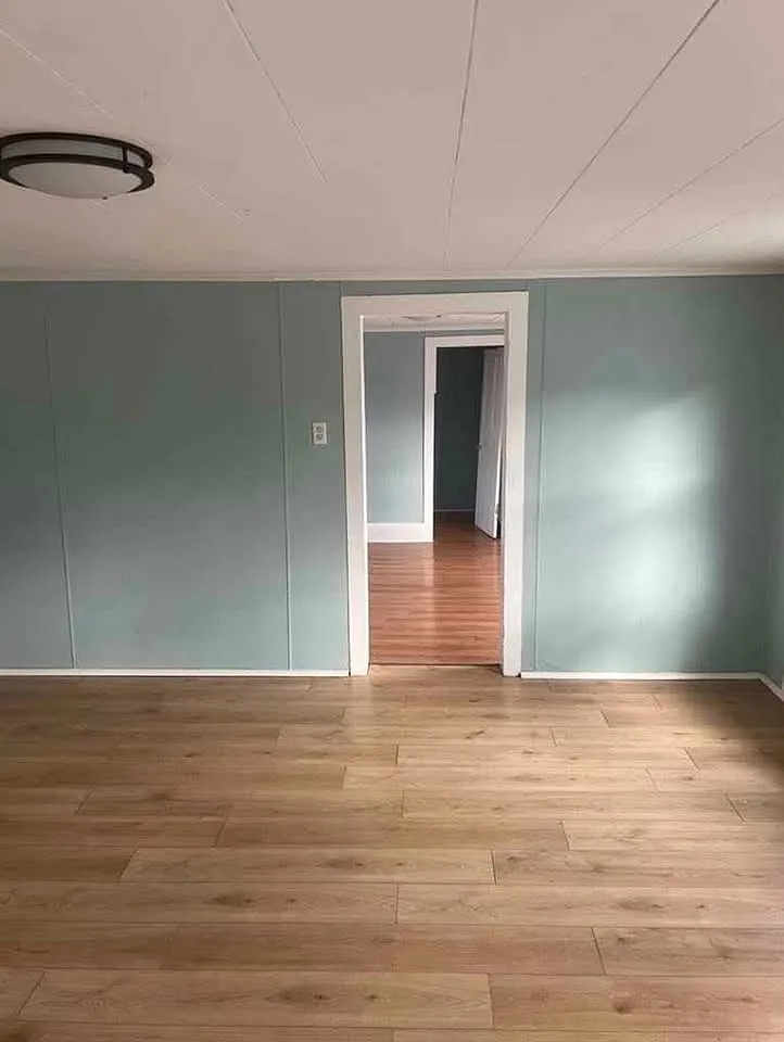 3 bed, $1,250 — Photo 4