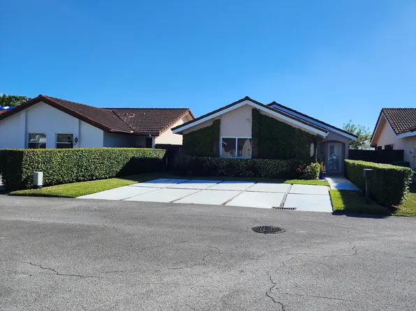 11312 SW 25th Ter, Miami, FL 33165