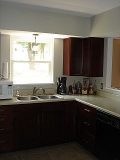 4th image of 706 Boschert Dr