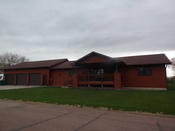 405 N 1st Ave, Woonsocket, SD 57385