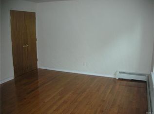 124 Overlook St, Mount Vernon, NY 10552