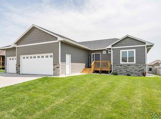 5508 S Breezeway Ave, Sioux Falls, SD 57108