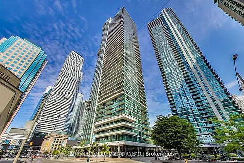 33 Bay St #1307 Photo 1