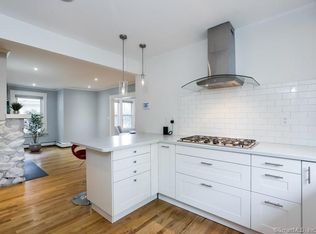 39 Turn Of River Rd, Stamford, CT 06905