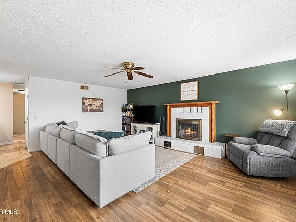 3rd image of 8260 Greenwood Ave