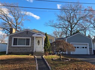 29 Dakota St, Providence, RI 02904