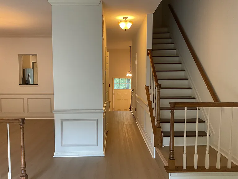 28 Tenby Ct — Photo 12
